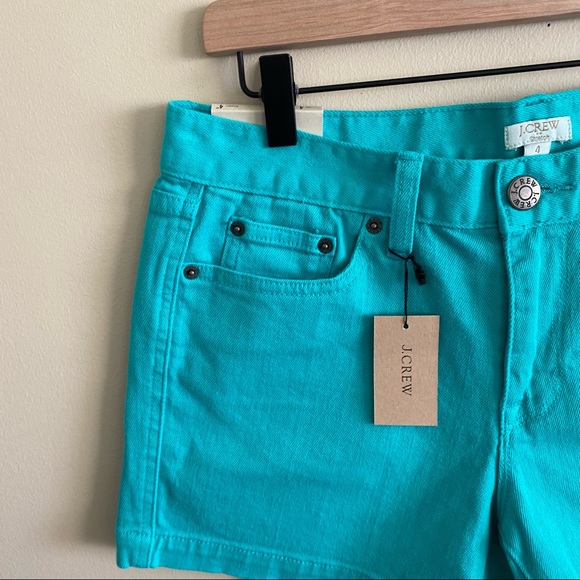 NWT J. Crew Stretch City Fit Green Denim Shorts Size 4 - Picture 3 of 8